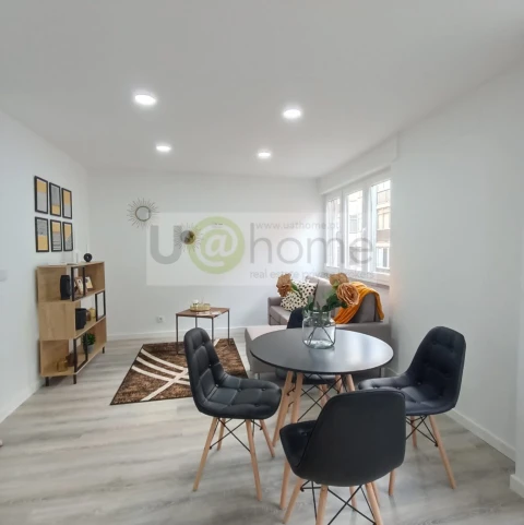 Apartamento T3 para Venda em Benfica