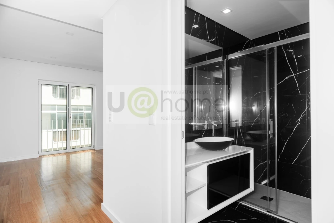 Apartamento T3 para Venda em Arroios Foto 15