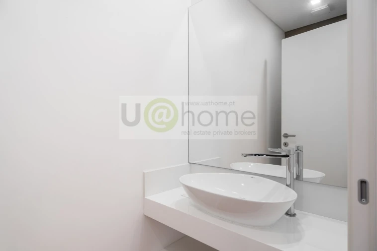 Apartamento T3 para Venda em Arroios Foto 11