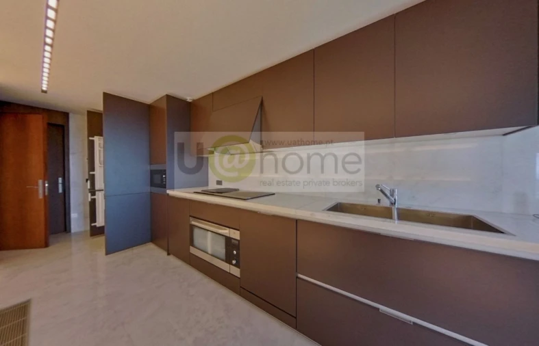 Apartamento T4 para Venda em Belém Foto 7