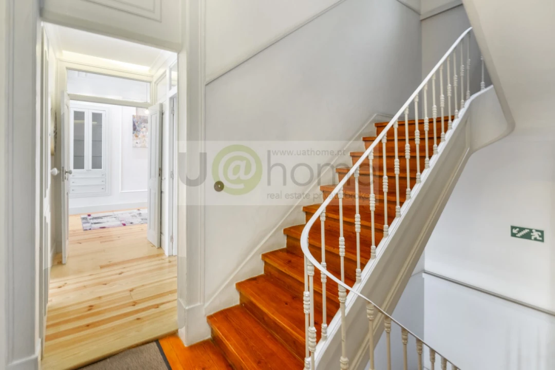 Apartamento T2 para Venda em Misericórdia Foto 19