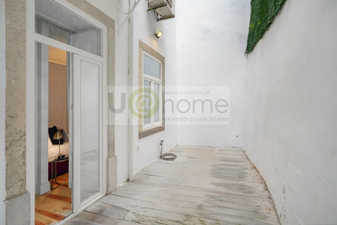 Apartamento T2 para Venda em Misericórdia Foto 20