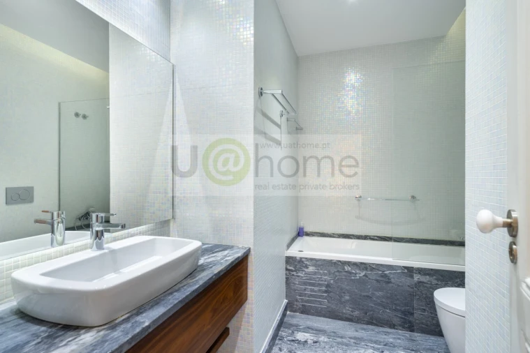 Apartamento T2 para Venda em Misericórdia Foto 15