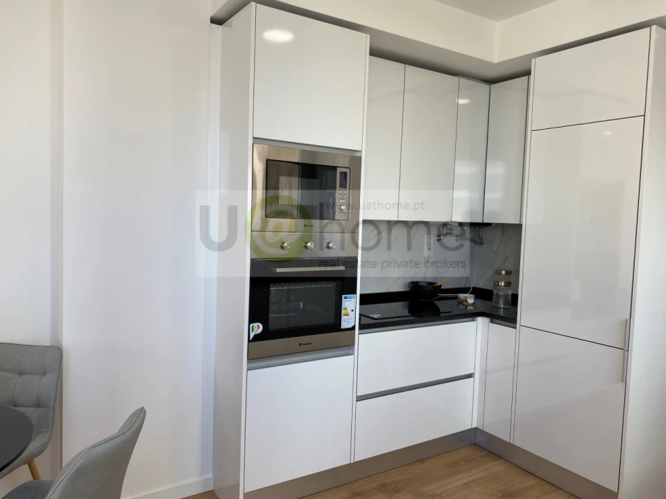 Apartamento T3 para Venda em Benfica Foto 5