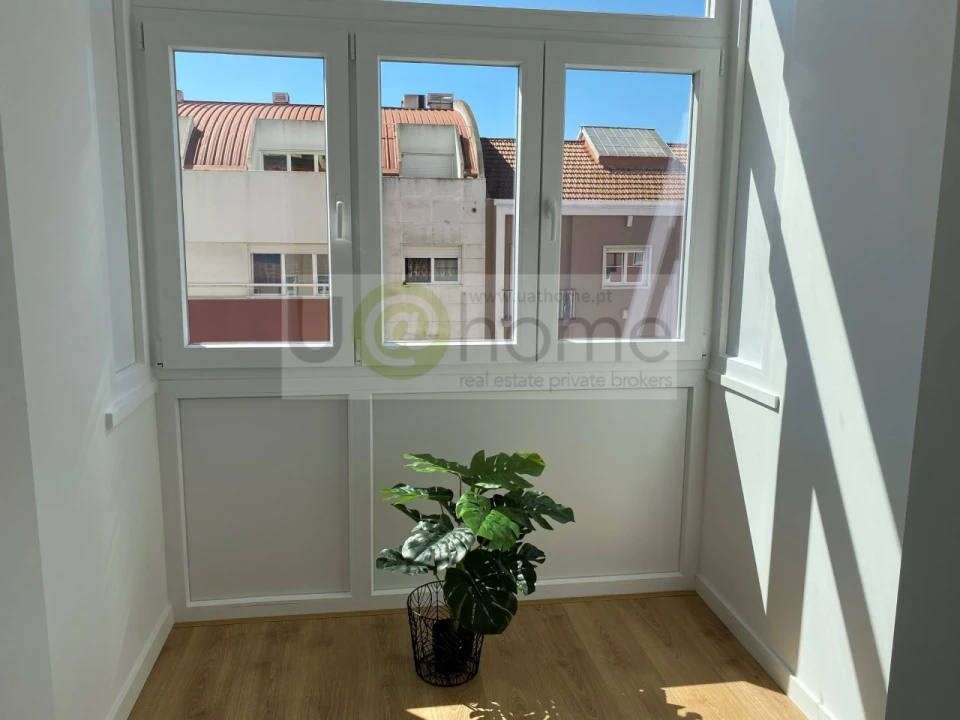 Apartamento T3 para Venda em Benfica Foto 12