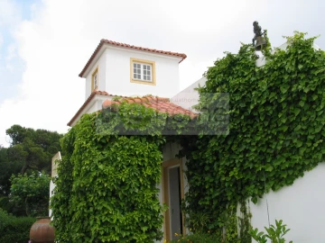 Quinta T11 para Venda em São João das Lampas e Terrugem