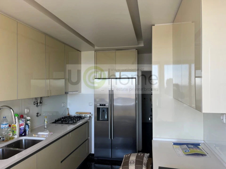 Apartamento T3 para Venda em Lumiar Foto 3