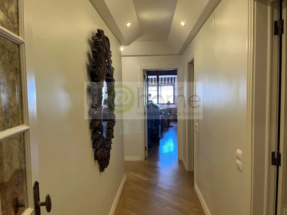 Apartamento T3 para Venda em Lumiar Foto 5
