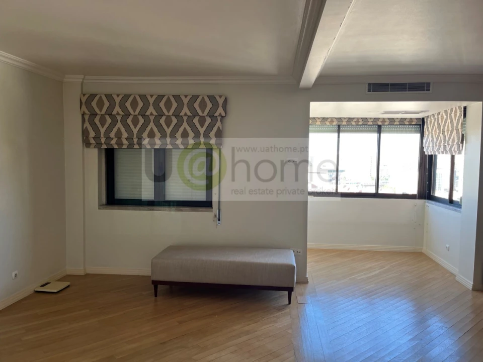 Apartamento T3 para Venda em Lumiar Foto 14