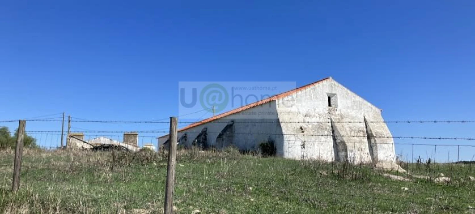 Quinta T1 para Venda em Nossa Senhora da Tourega e Nossa Senhora de Guadalupe Foto 3
