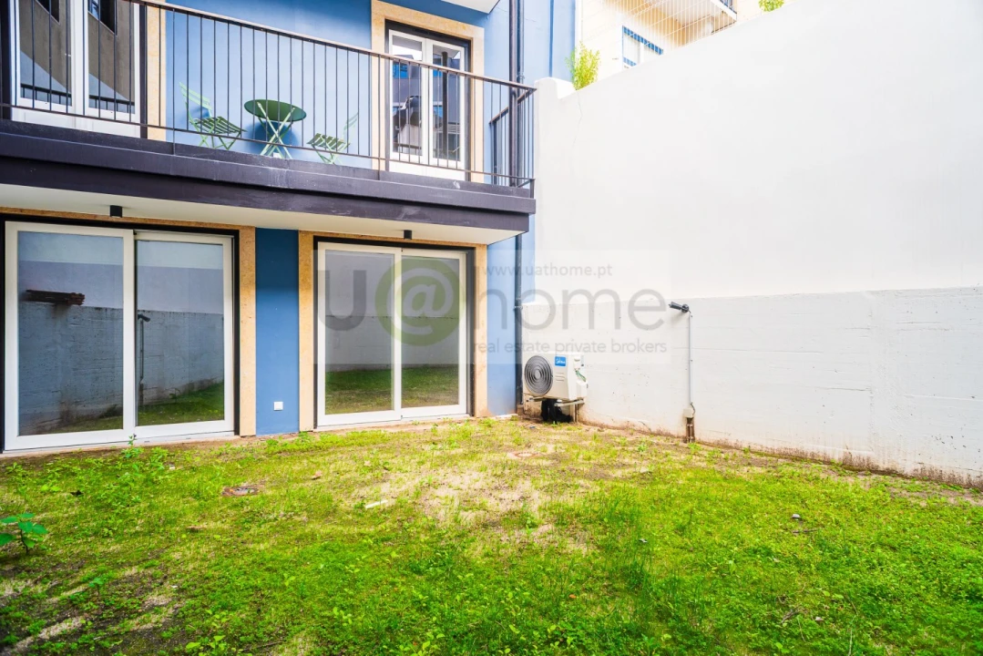 Apartamento T1 para Venda em Santo António Foto 14