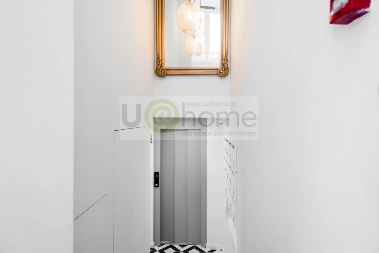 Apartamento T1 para Venda em Santo António Foto 17