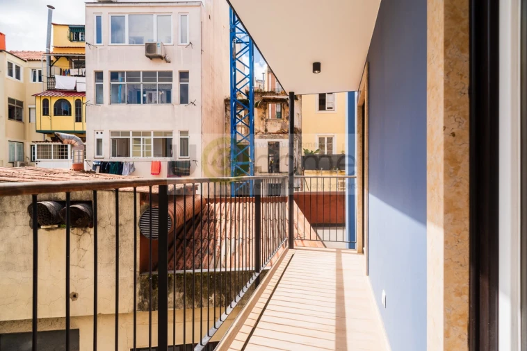 Apartamento T1 para Venda em Santo António Foto 14