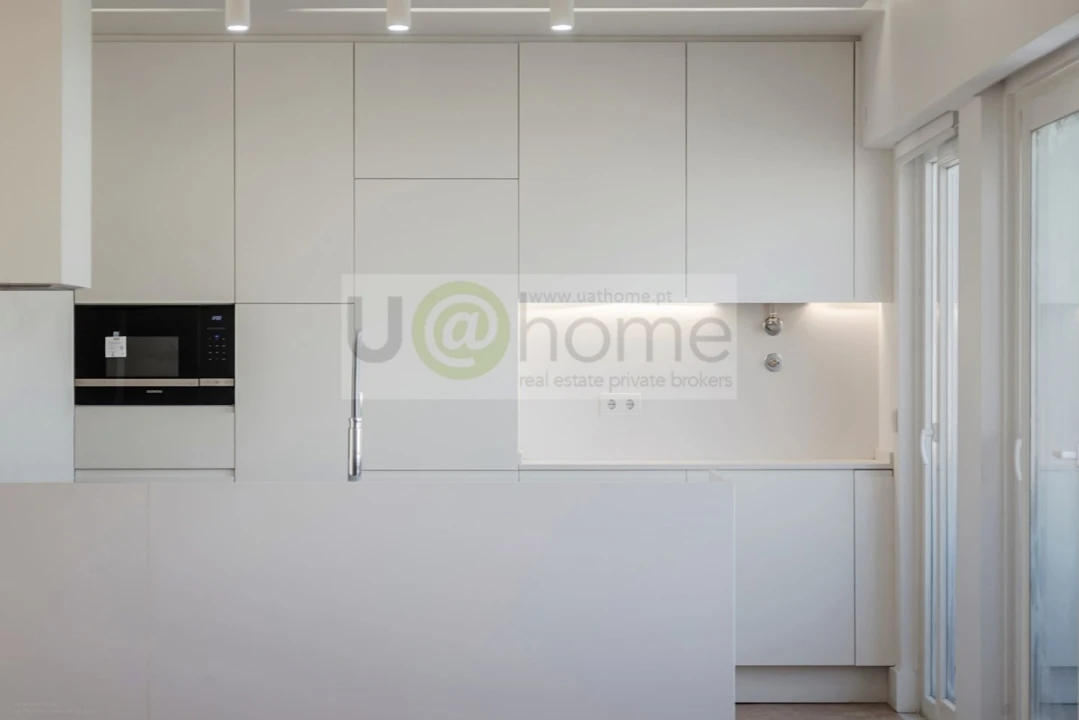 Apartamento T3 para Venda em Campolide Foto 5