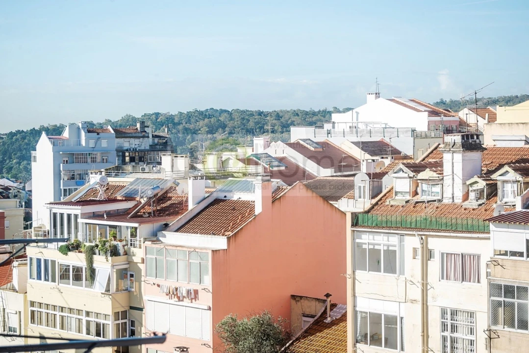 Apartamento T3 para Venda em Campolide Foto 27
