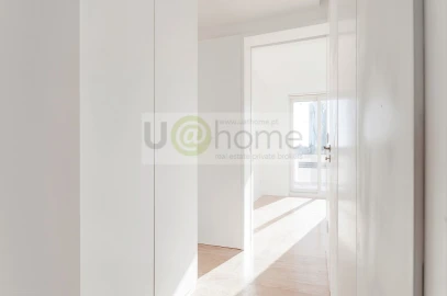Apartamento T3 para Venda em Campolide