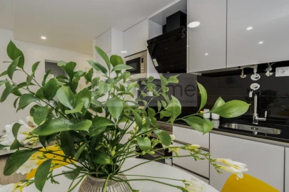 Apartamento T3 para Venda em Benfica