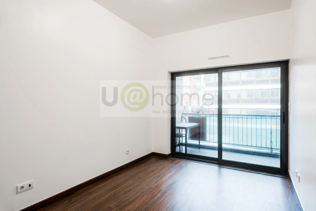 Apartamento T3 para Venda em Arroios Foto 13