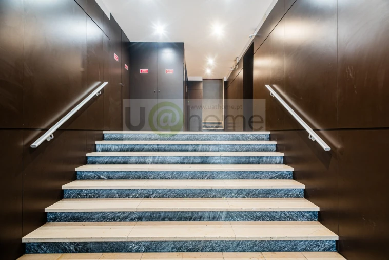 Apartamento T3 para Venda em Arroios Foto 10