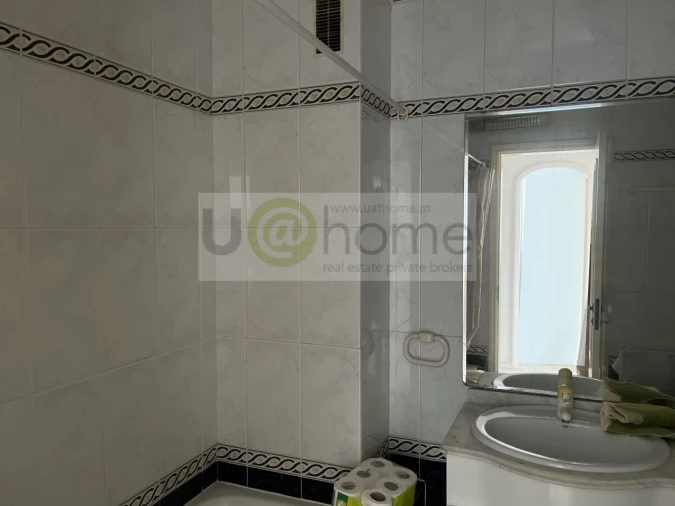 Apartamento T1 para Venda em Costa da Caparica Foto 13