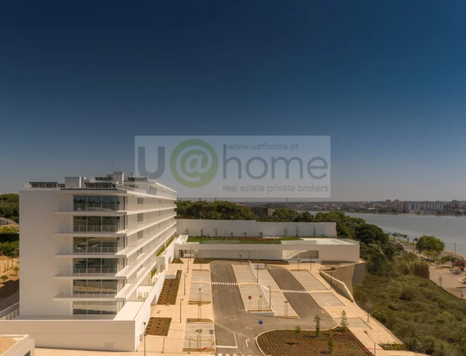 Apartamento T3 para Venda em Seixal, Arrentela e Aldeia de Paio Pires Foto 7