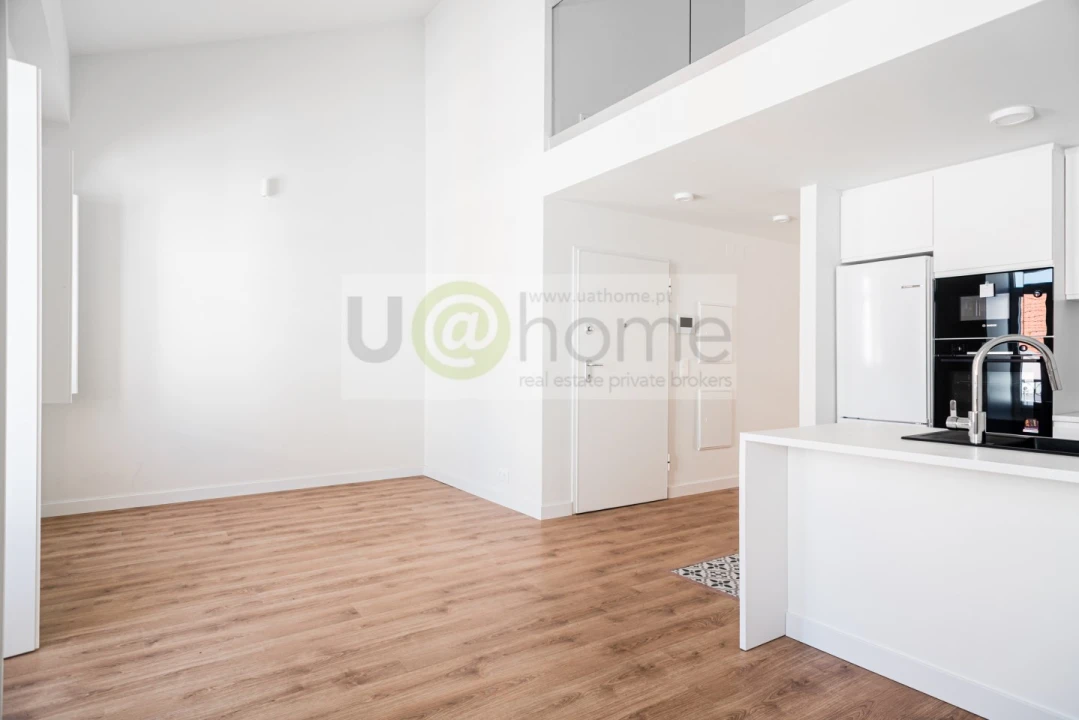 Apartamento T3 para Venda em Campolide Foto 3