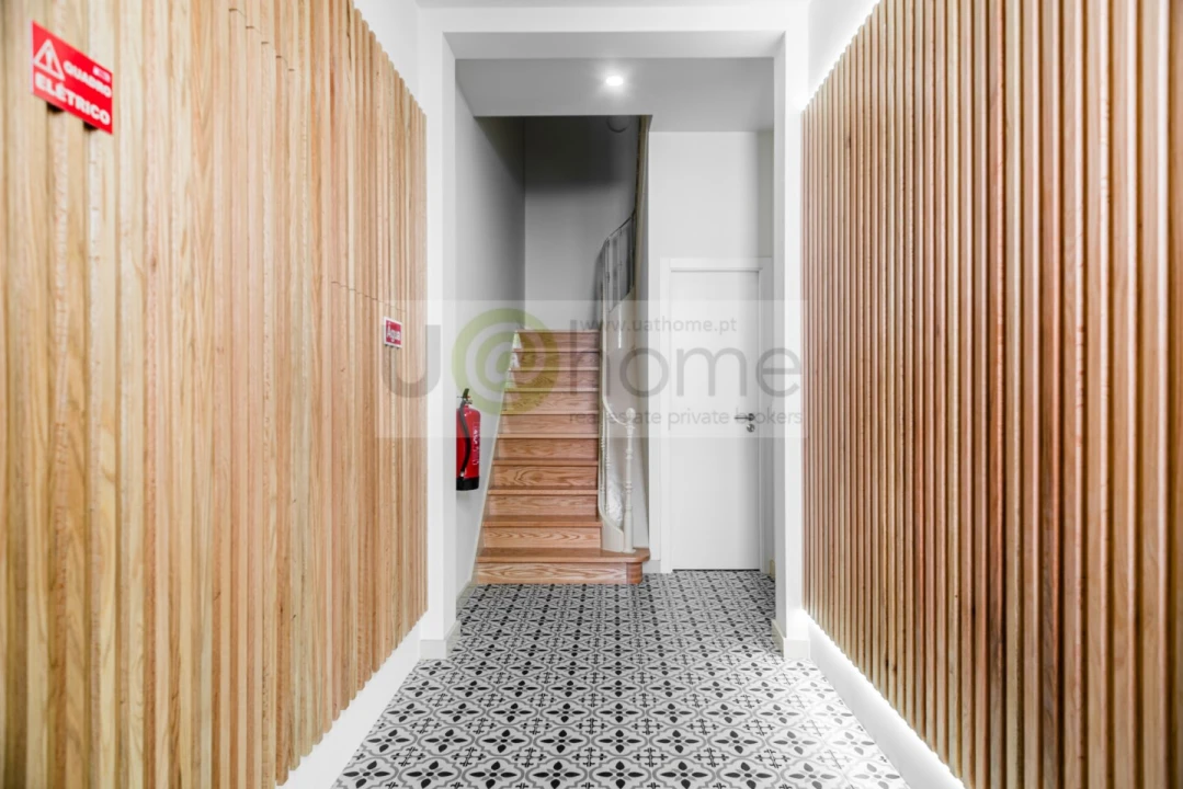 Apartamento T3 para Venda em Campolide Foto 5