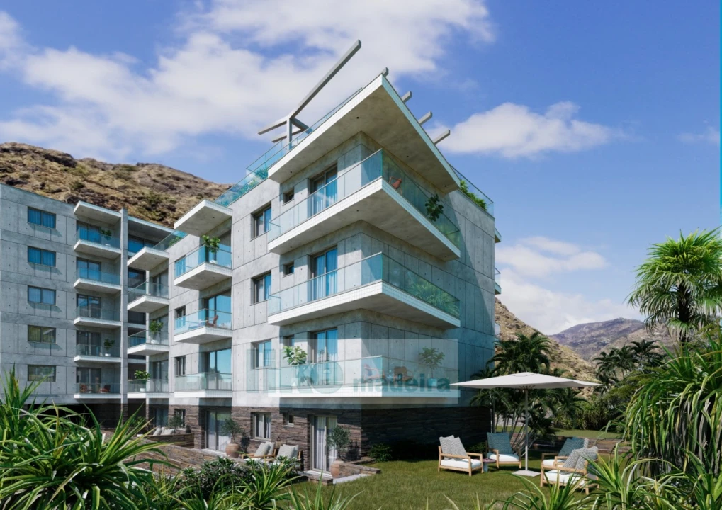 Apartamento T1 para Venda em Ribeira Brava Foto 3