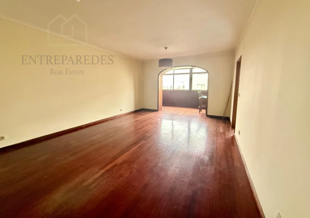 Apartamento T3 para Venda em Espinho Foto 2