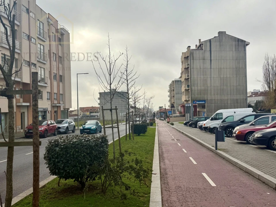Apartamento T3 para Venda em Espinho Foto 16