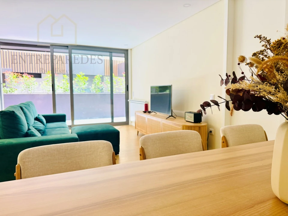 Apartamento T2 para Venda em Espinho Foto 7