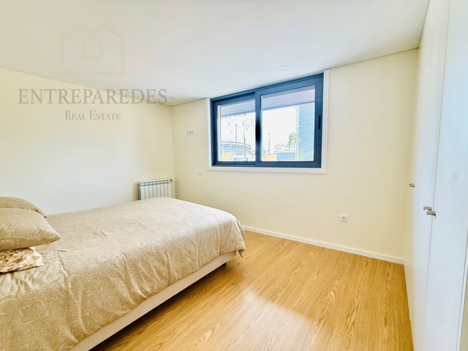 Apartamento T2 para Venda em Espinho Foto 14