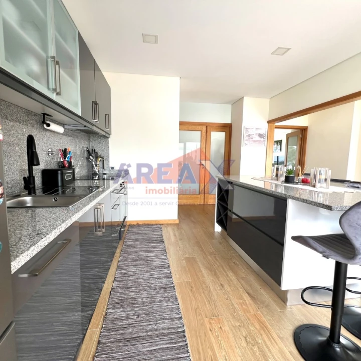 Apartamento T2 para Venda em Escariz Foto 19