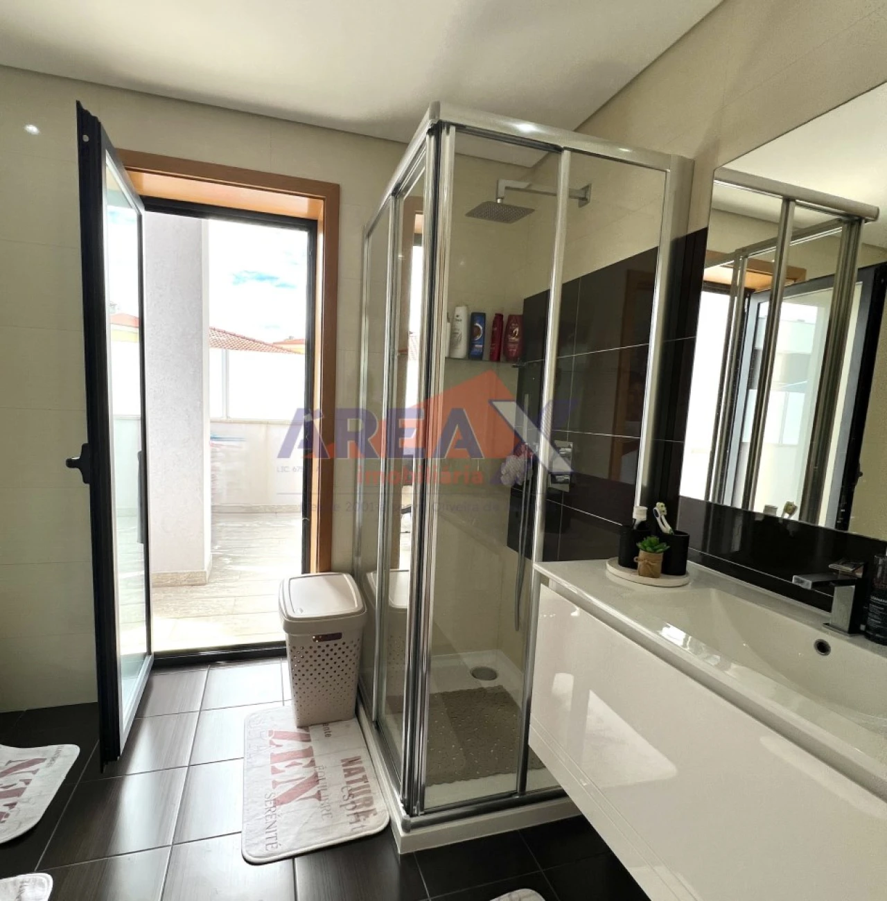 Apartamento T2 para Venda em Escariz Foto 31