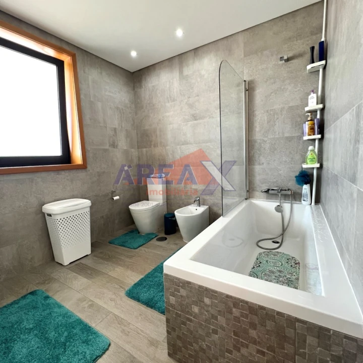 Apartamento T2 para Venda em Escariz Foto 37
