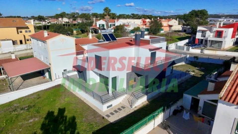 Moradia T4 para Venda em Silveira