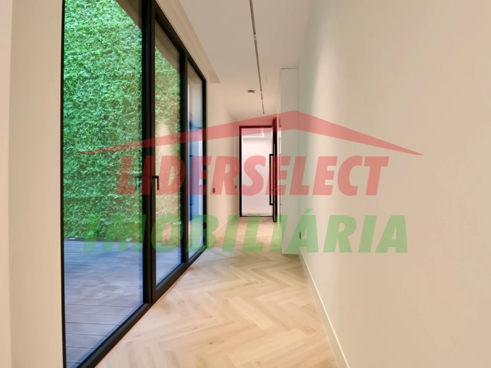 Apartamento T2 para Venda em Lourinhã e Atalaia Foto 1