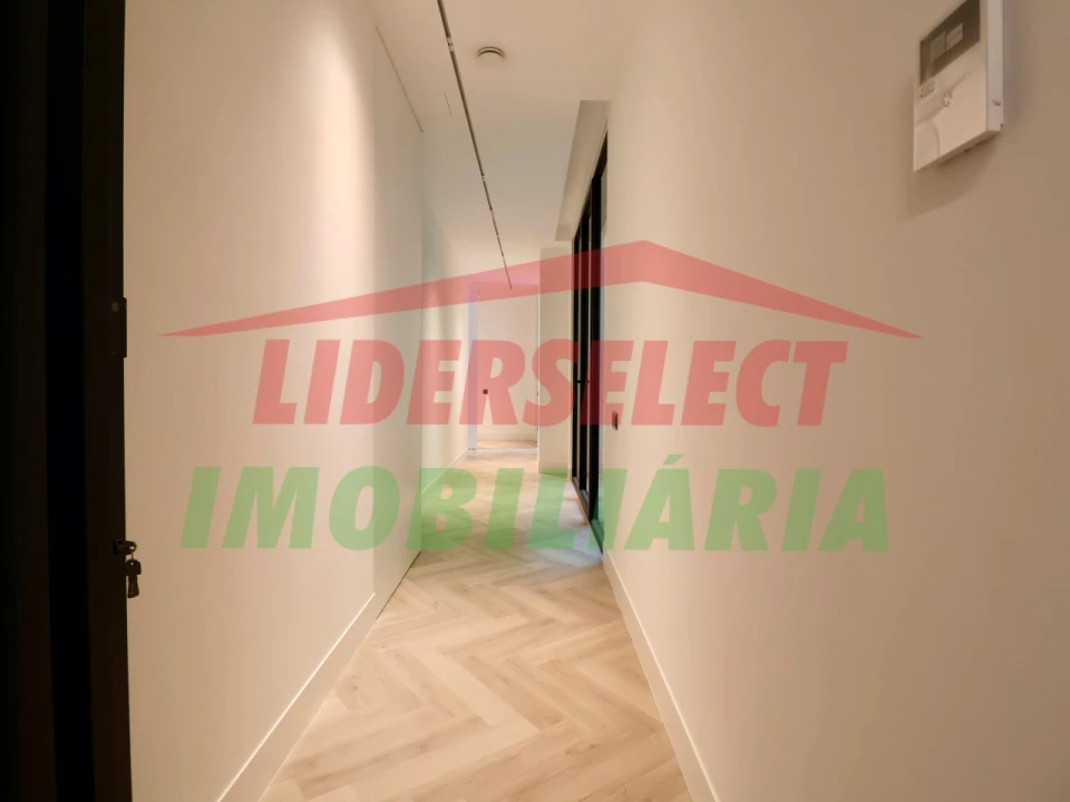 Apartamento T2 para Venda em Lourinhã e Atalaia Foto 2