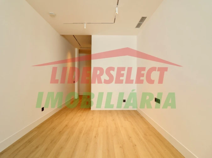 Apartamento T2 para Venda em Lourinhã e Atalaia Foto 12