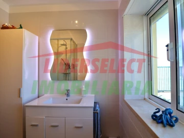 Apartamento T3 para Venda em A dos Cunhados e Maceira
