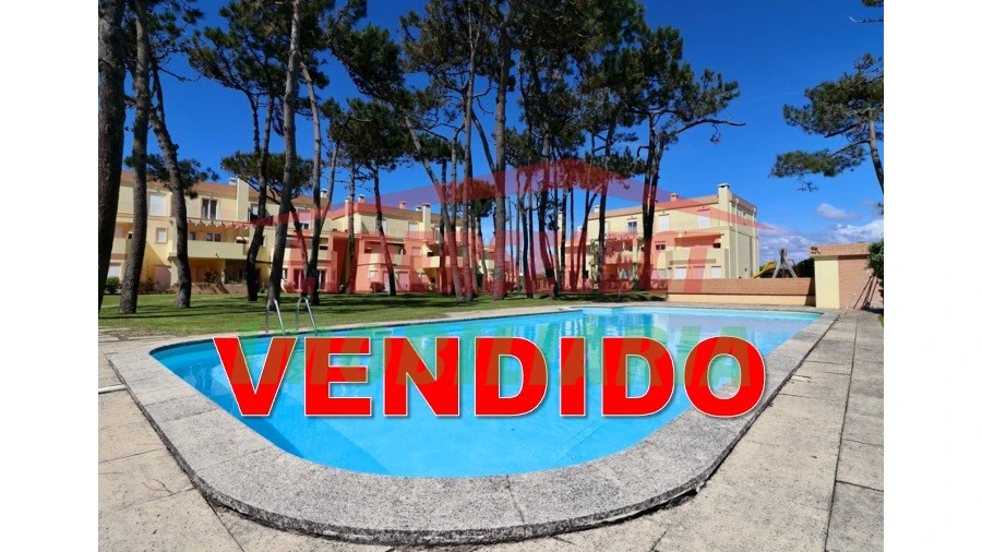 Apartamento T3 para Venda em A dos Cunhados e Maceira