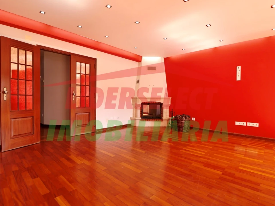 Apartamento T2 para Venda em Santa Maria, São Pedro e Matacães Foto 2