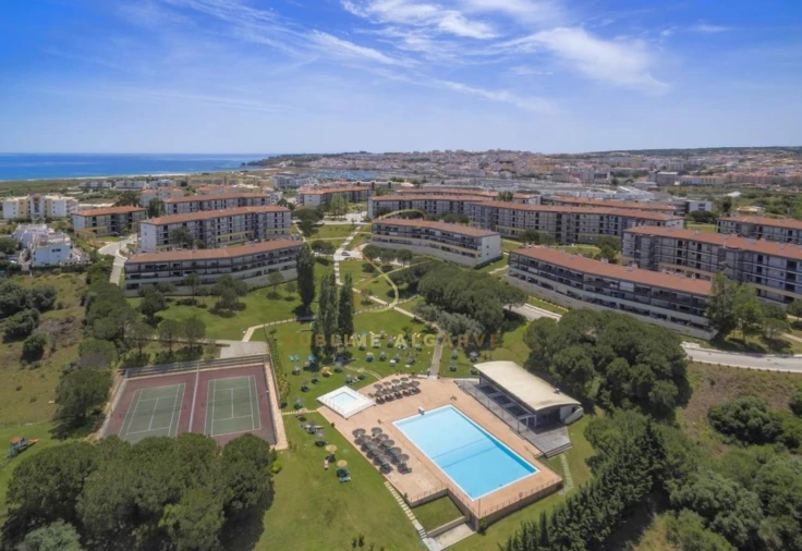 Apartamento T1 para Venda em Lagos (São Sebastião e Santa Maria) Foto 4