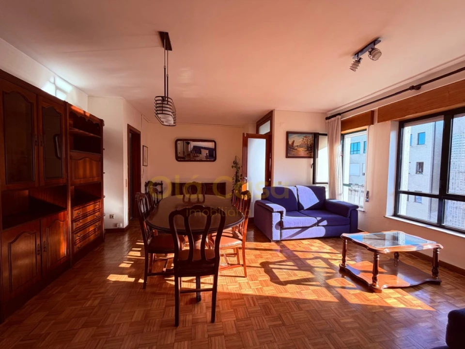 Apartamento T3 para Venda em São Mamede de Infesta e Senhora da Hora Foto 1