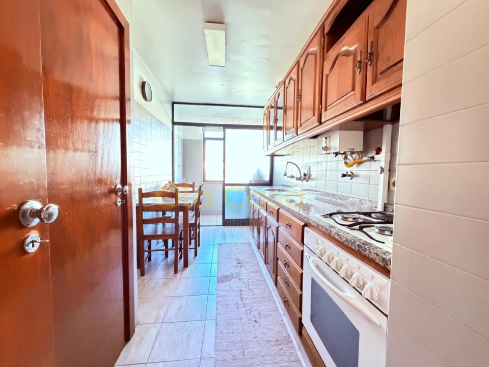 Apartamento T3 para Venda em São Mamede de Infesta e Senhora da Hora Foto 4