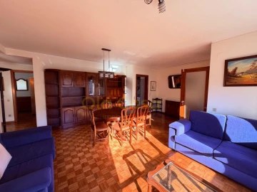 Apartamento T3 para Venda em São Mamede de Infesta e Senhora da Hora