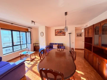 Apartamento T3 para Venda em São Mamede de Infesta e Senhora da Hora