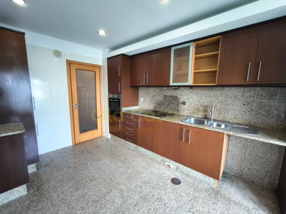 Apartamento T2 para Venda em Canidelo Foto 13