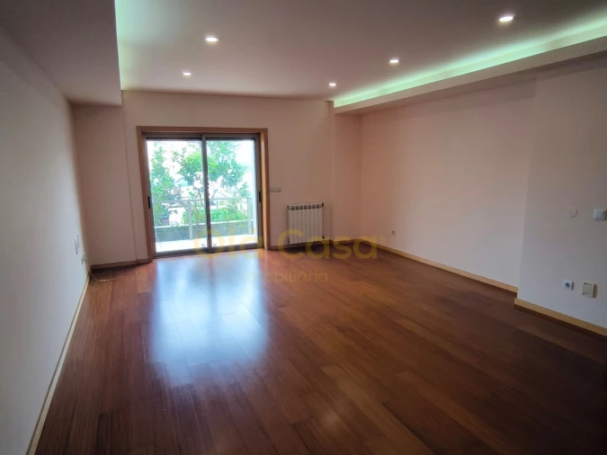 Apartamento T2 para Venda em Canidelo Foto 4