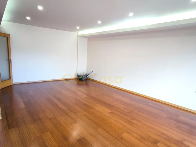 Apartamento T2 para Venda em Canidelo Foto 5